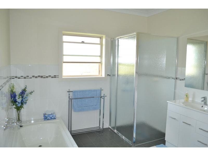 2 Jocks Place, Wauchope NSW 2446