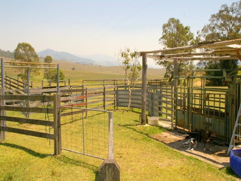9 Figtree Valley Road, Yarras NSW 2446