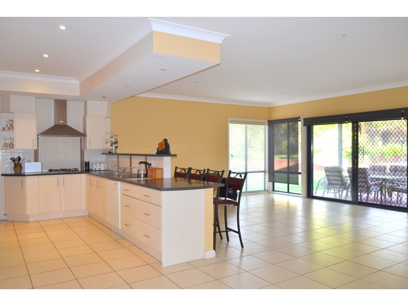 6 Tuscan Close, King Creek NSW 2446