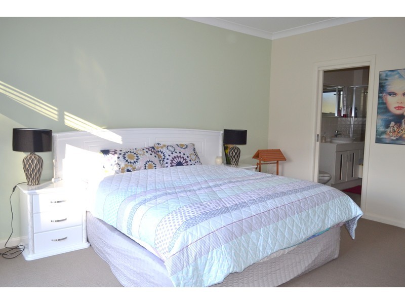 6 Tuscan Close, King Creek NSW 2446