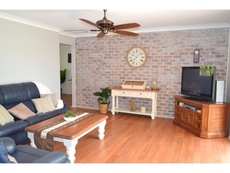 8 Clareville Avenue, Wauchope NSW 2446