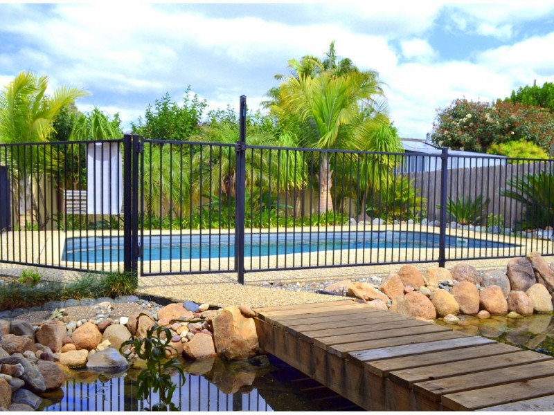 8 Clareville Avenue, Wauchope NSW 2446