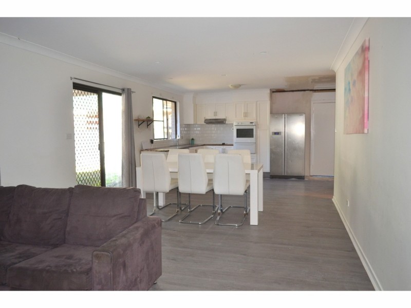 4 Stringy Bark Avenue, Wauchope NSW 2446