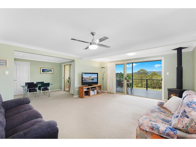 22 West Frazers Creek Road, Beechwood NSW 2446