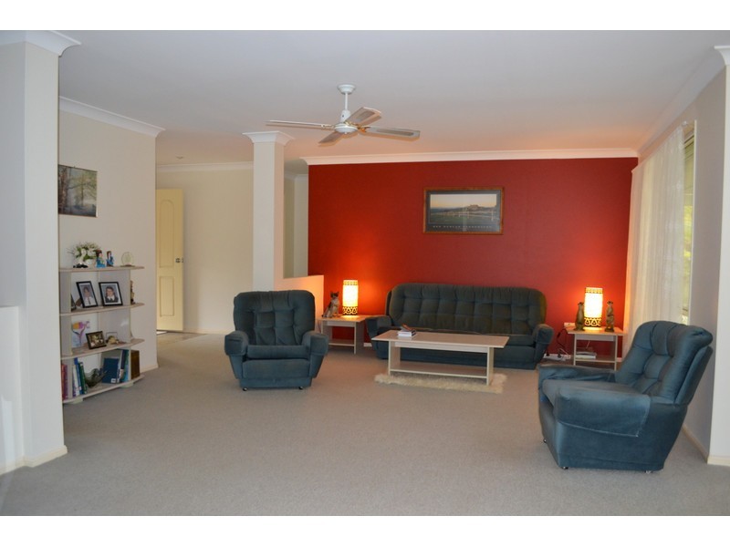 8 Timbertops Close, Wauchope NSW 2446