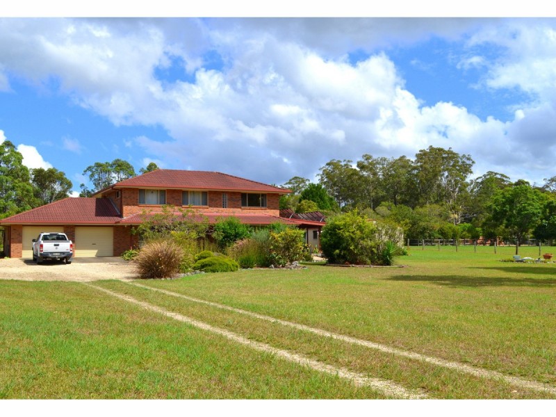 98 Yippin Creek Road, Wauchope NSW 2446