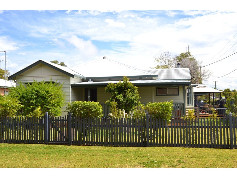 19 Hastings Street, Wauchope NSW 2446