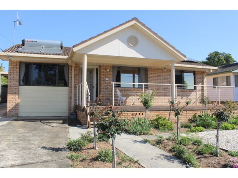 24 Waugh Street, Wauchope NSW 2446