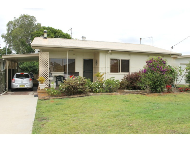 36 Waugh Street, Wauchope NSW 2446