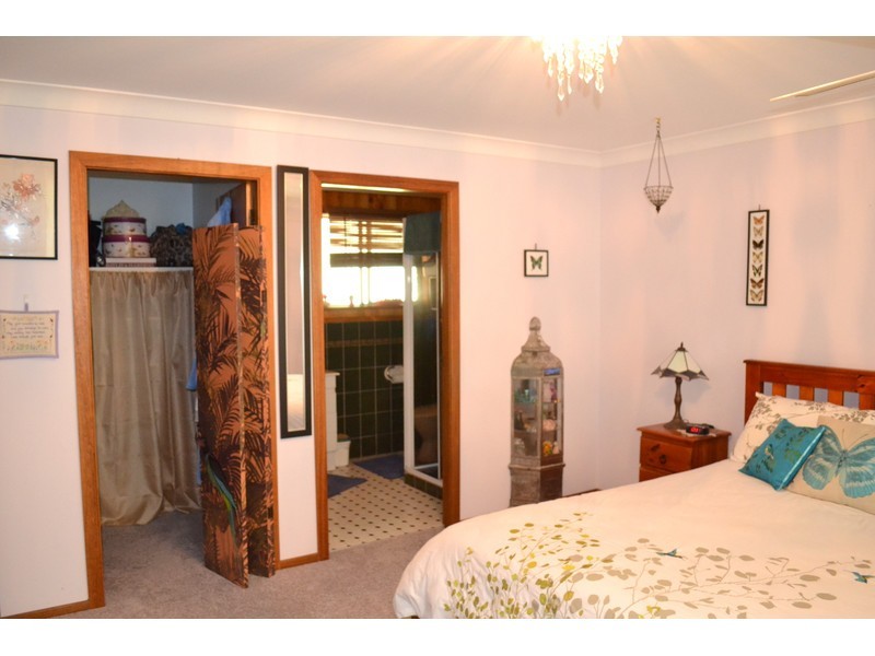 18 Cedar Close, Wauchope NSW 2446