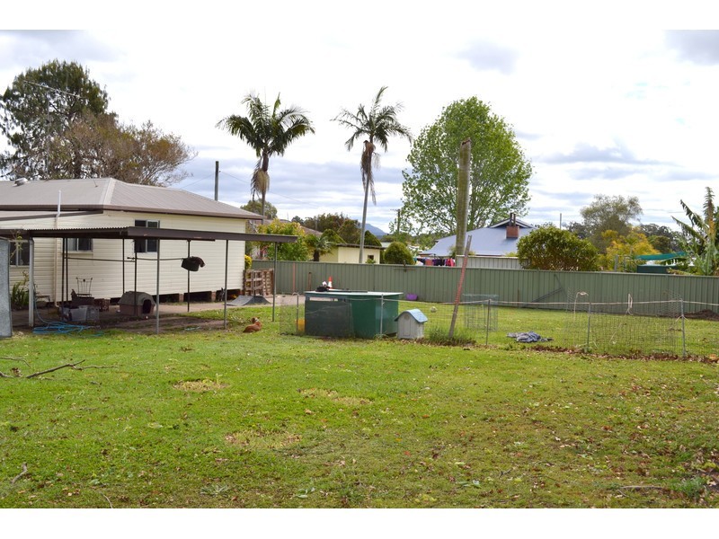 24 Johnstone, Wauchope NSW 2446