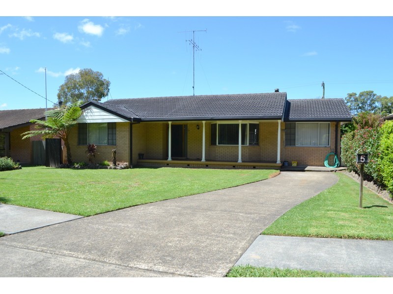 5 Fairmont Drive, Wauchope NSW 2446