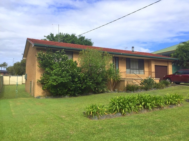 4 Fairmont Drive, Wauchope NSW 2446