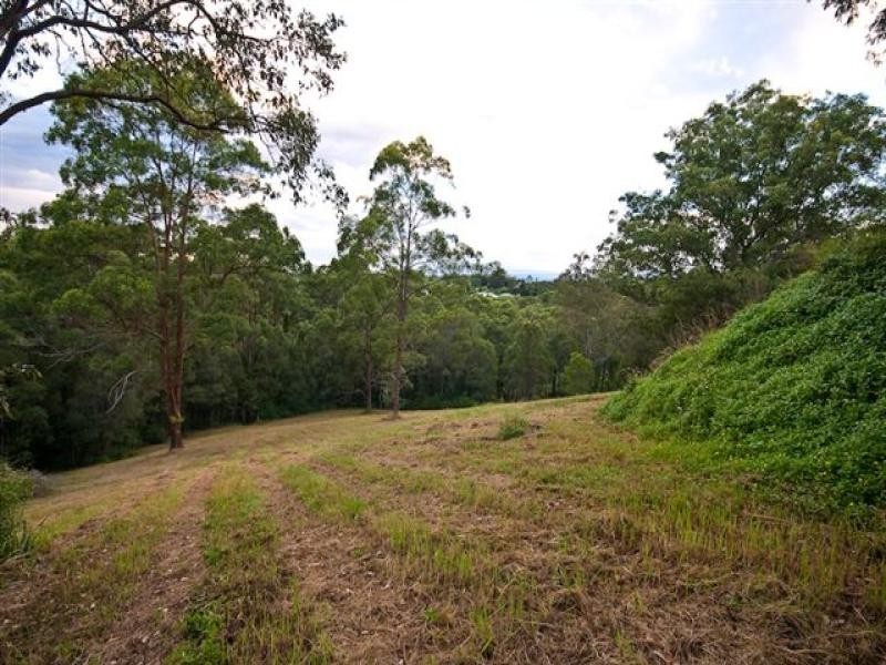 31 Branch Creek Road, Clear Mountain QLD 4500