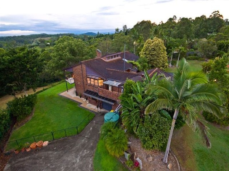 31 Branch Creek Road, Clear Mountain QLD 4500