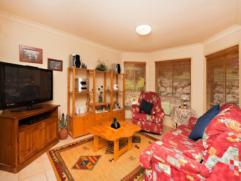 6 Elderberry Court, Eatons Hill QLD 4037