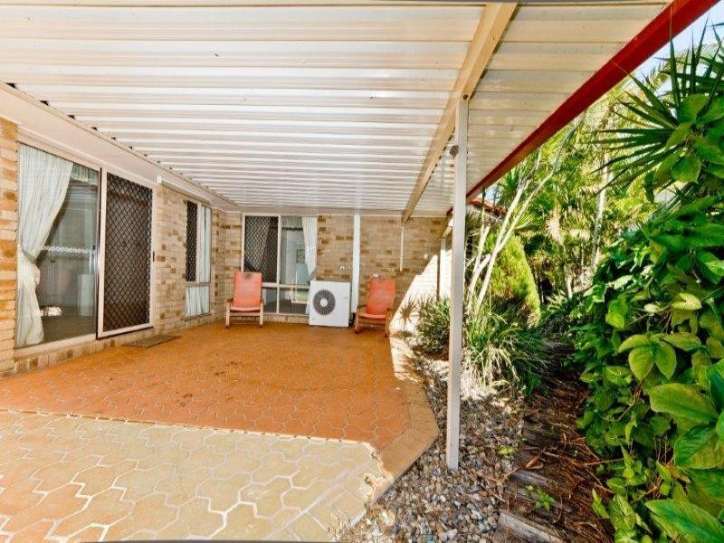 8 Felicia Place, Eatons Hill QLD 4037