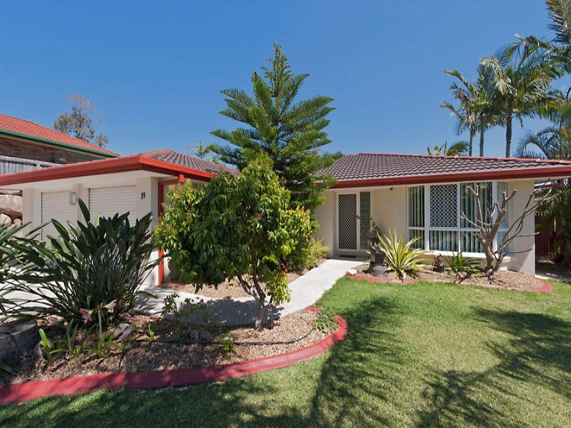 19 Yellowjack Crescent, Albany Creek QLD 4035