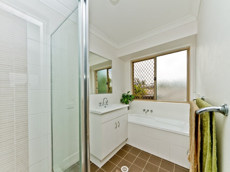 3 Katelyn Court, Cashmere QLD 4500