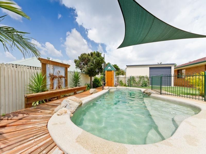 39 Edwards Drive, Albany Creek QLD 4035