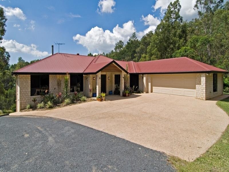 16 Balmoral Road, Draper QLD 4520