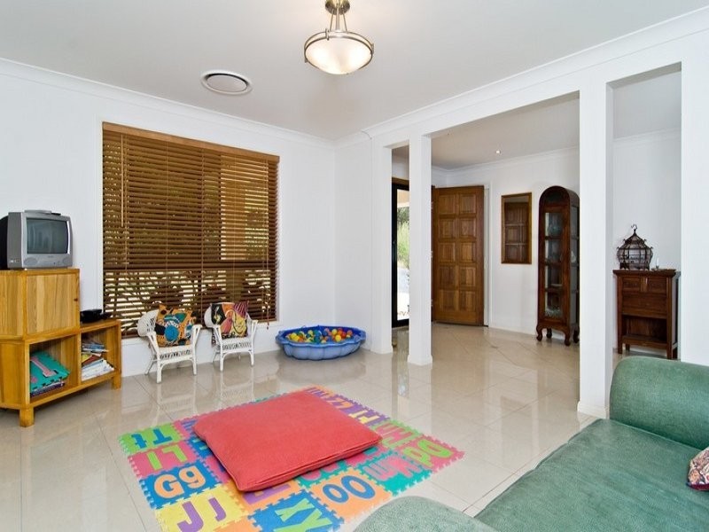 16 Balmoral Road, Draper QLD 4520