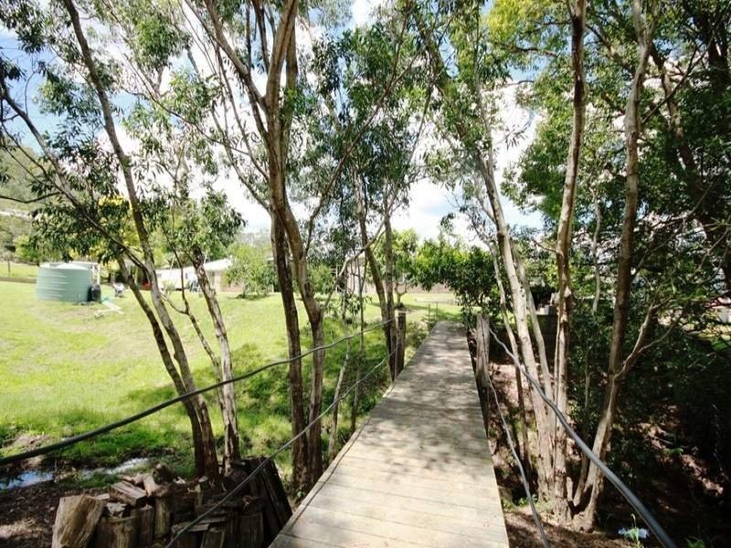 11 Jackaroo Court, Dayboro QLD 4521
