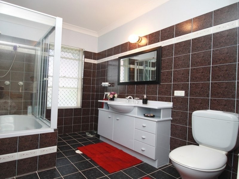 11 Jackaroo Court, Dayboro QLD 4521