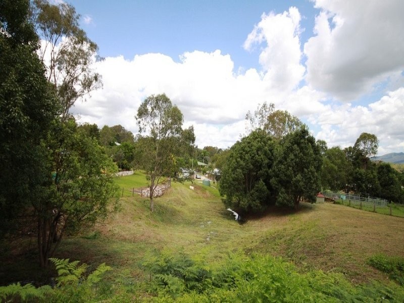 11 Jackaroo Court, Dayboro QLD 4521