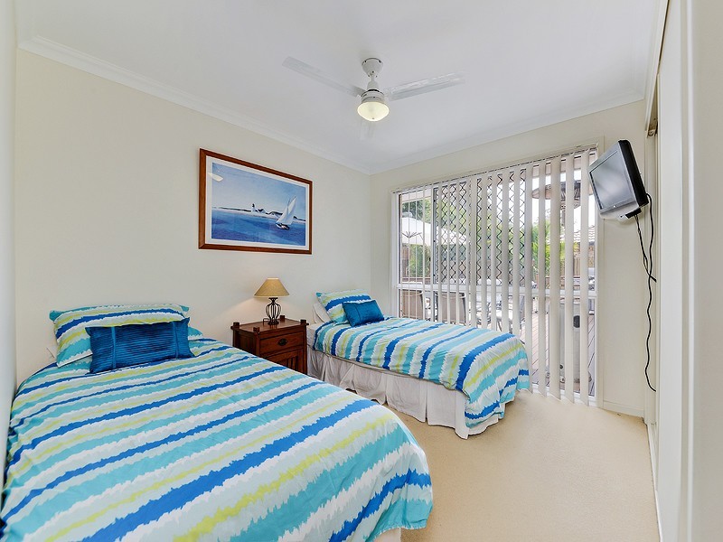 18 Links Crescent, Joyner QLD 4500