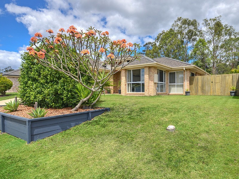 18 Links Crescent, Joyner QLD 4500