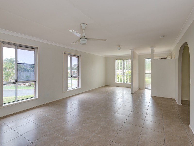 44 Saraband Drive, Eatons Hill QLD 4037