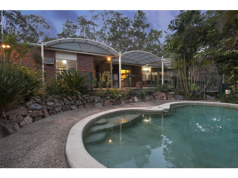 415 Eatons Crossing Road, Eatons Hill QLD 4037