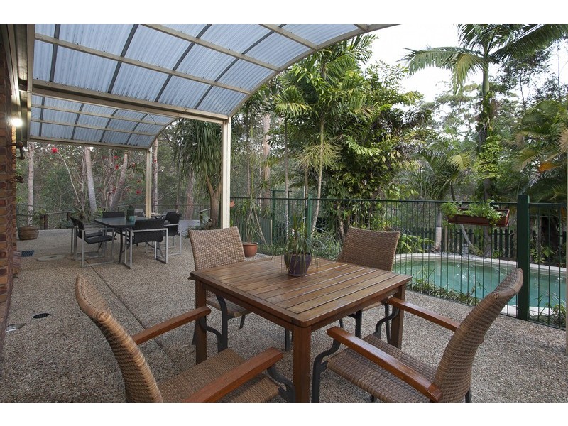 415 Eatons Crossing Road, Eatons Hill QLD 4037