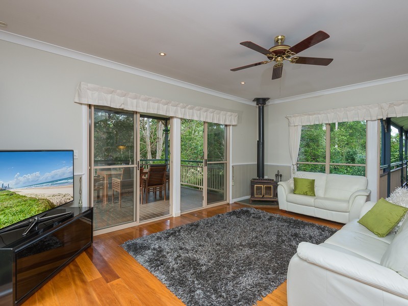 3 Brushwood Drive, Samford Valley QLD 4520