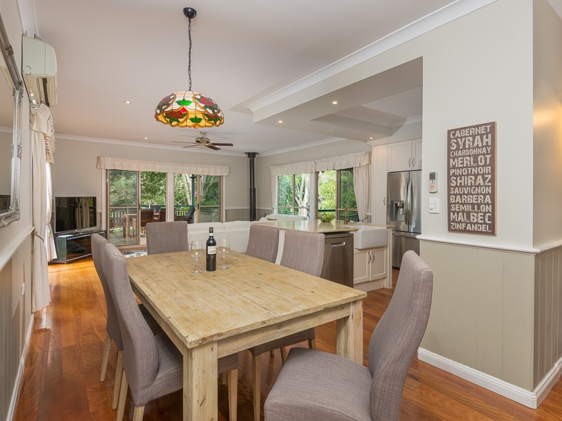 3 Brushwood Drive, Samford Valley QLD 4520