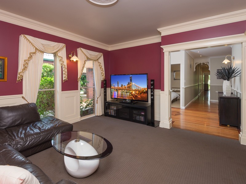 3 Brushwood Drive, Samford Valley QLD 4520