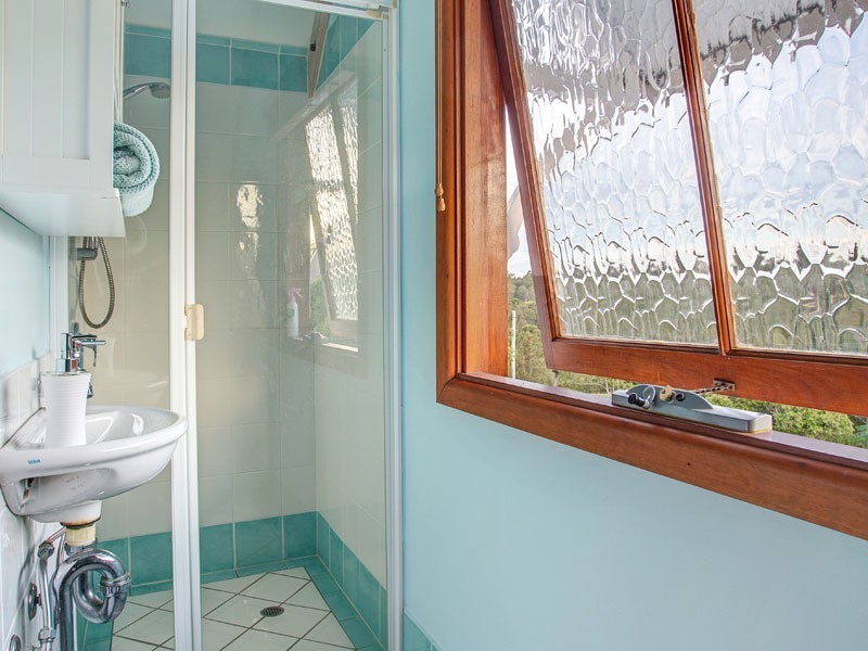 14 River Oaks Drive, Eatons Hill QLD 4037