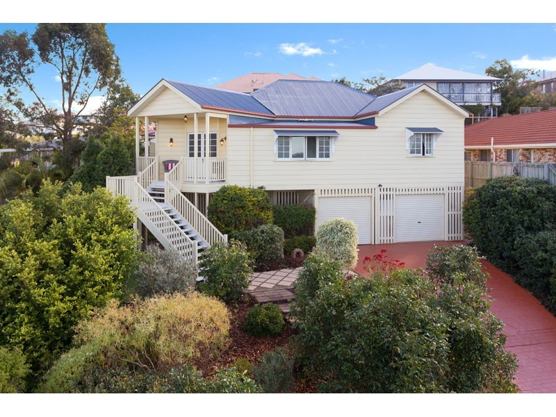 7 Felicia Place, Eatons Hill QLD 4037