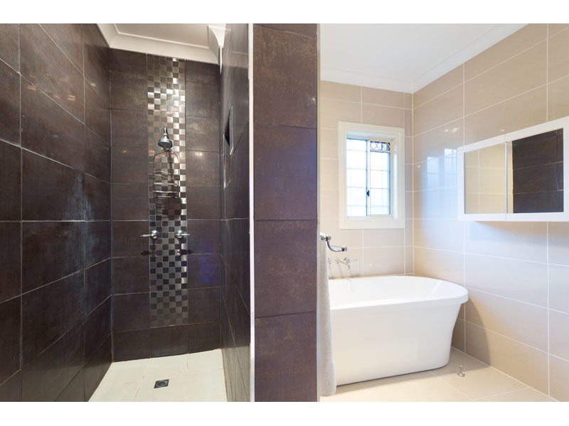 7 Felicia Place, Eatons Hill QLD 4037