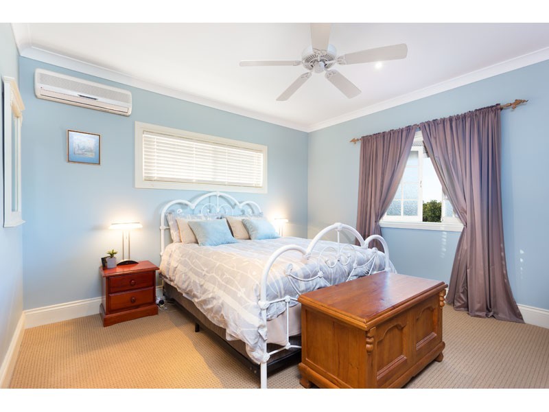 7 Felicia Place, Eatons Hill QLD 4037