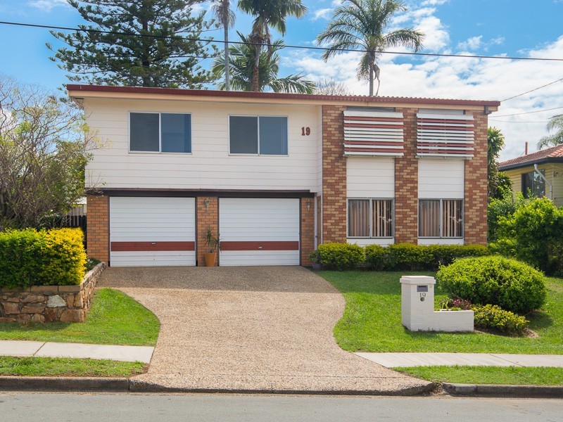 19 Du Kamp Street, Albany Creek QLD 4035