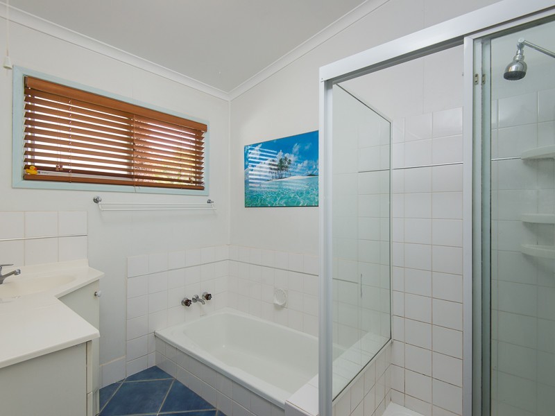 19 Du Kamp Street, Albany Creek QLD 4035