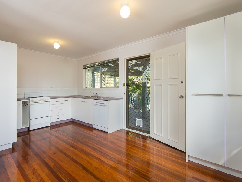 24 Conifer Crescent, Bray Park QLD 4500