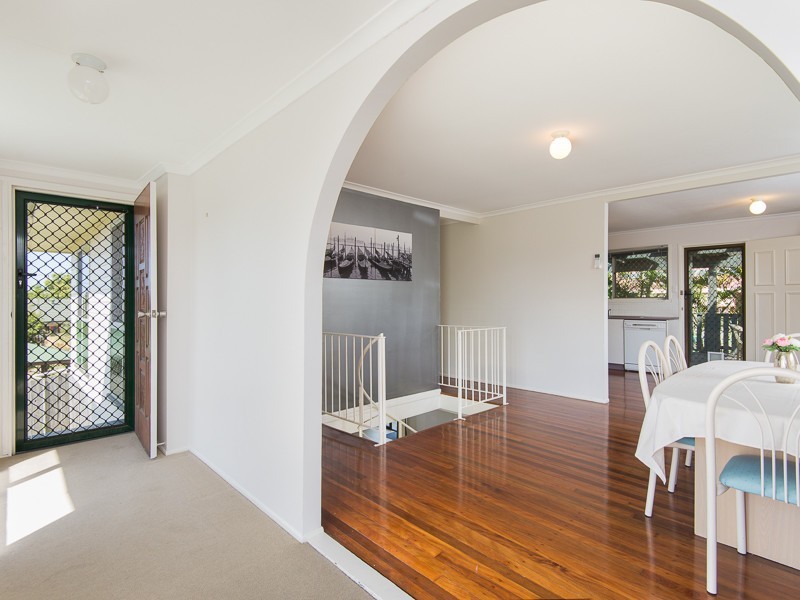 24 Conifer Crescent, Bray Park QLD 4500