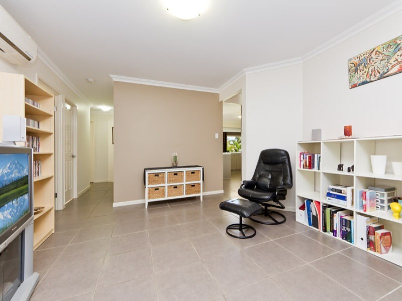 14 Curlew Court, Warner QLD 4500