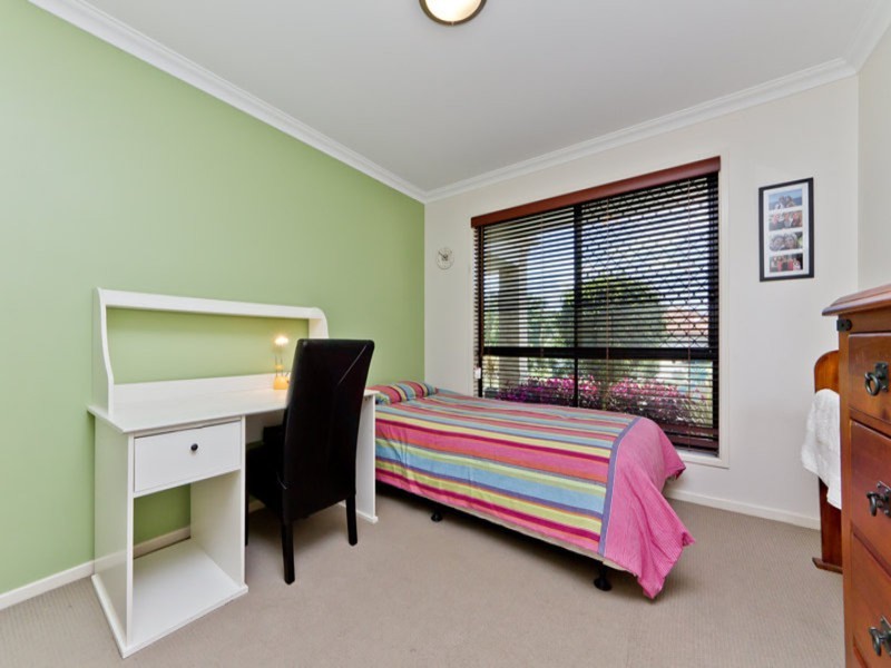 14 Curlew Court, Warner QLD 4500