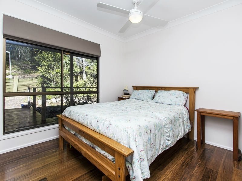 16 Routledge Court, Clear Mountain QLD 4500