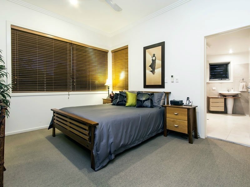 16 Harley Court, Eatons Hill QLD 4037