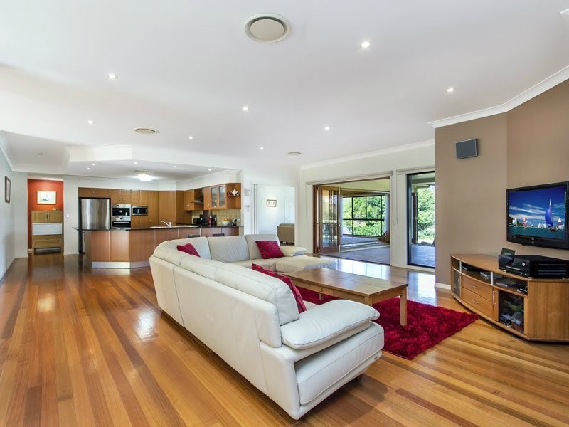 8 Correa Court, Cashmere QLD 4500